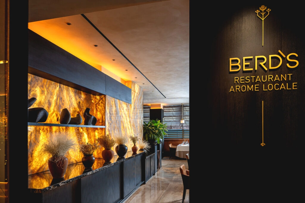 Cas client BERD’s Hotel: un seul menu digital pour le restaurant, la terrasse, le bar, le SPA et les chambres