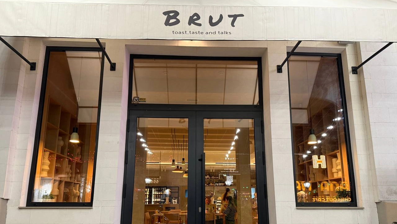 Brut Chișinău: cum un filtru inteligent pentru vinuri a transformat un meniu complex într-o experiență intuitivă pentru oaspeți